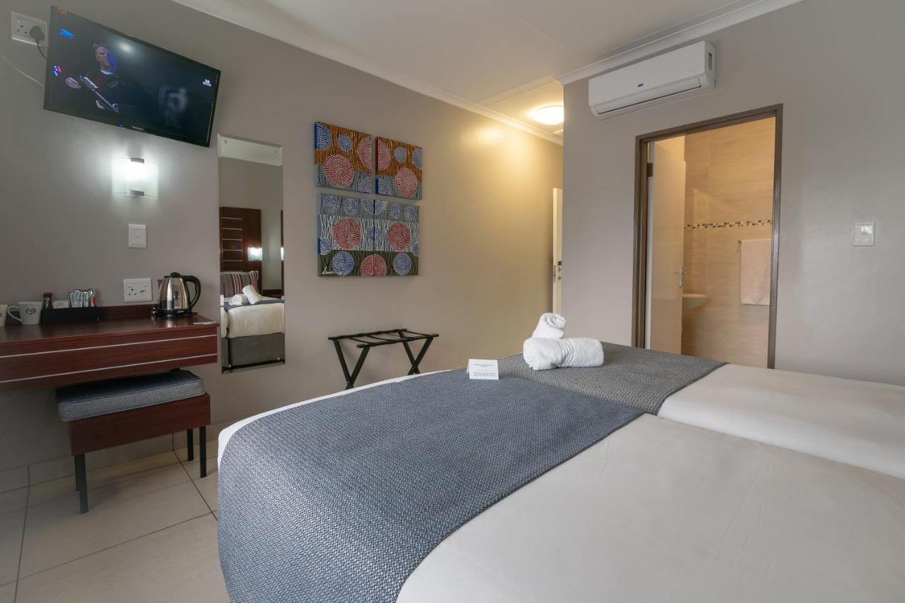 Hotel Savoy And Conference Centre Mthatha Ngoại thất bức ảnh
