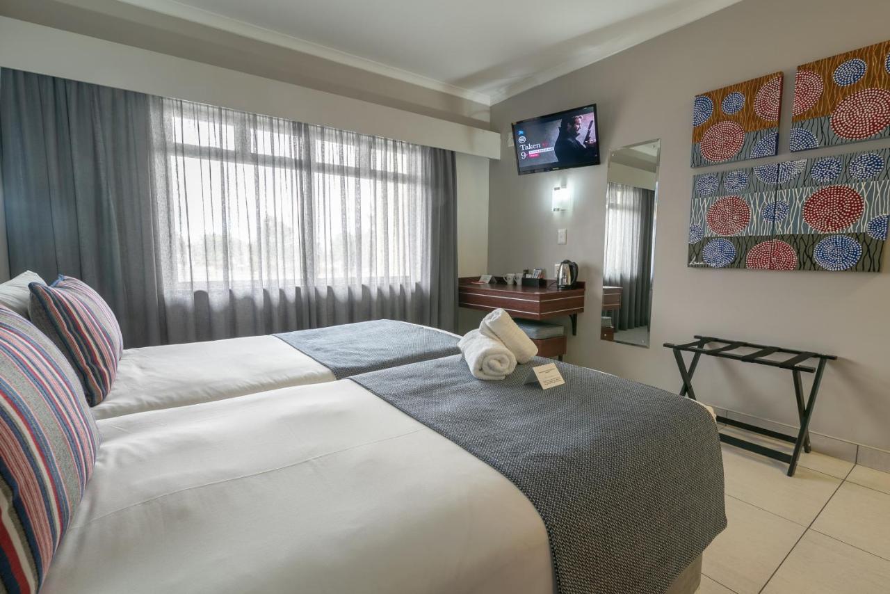 Hotel Savoy And Conference Centre Mthatha Ngoại thất bức ảnh